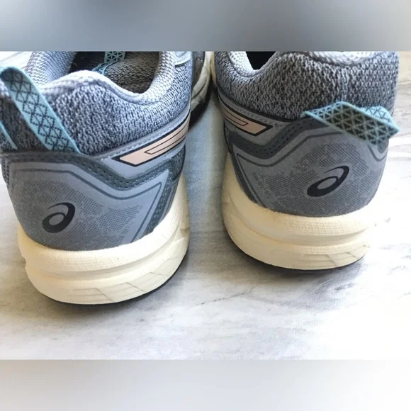 Brand New ASICS Sneakers - Picture 3 of 10